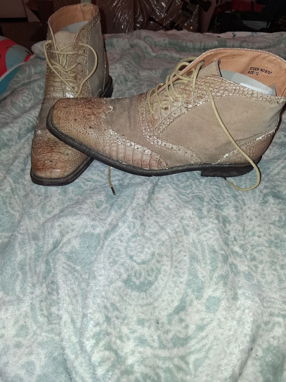 Men's Light Brown Wingtip Lace-Up Dress Boots